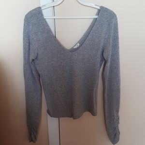 Grey V-neck - size medium